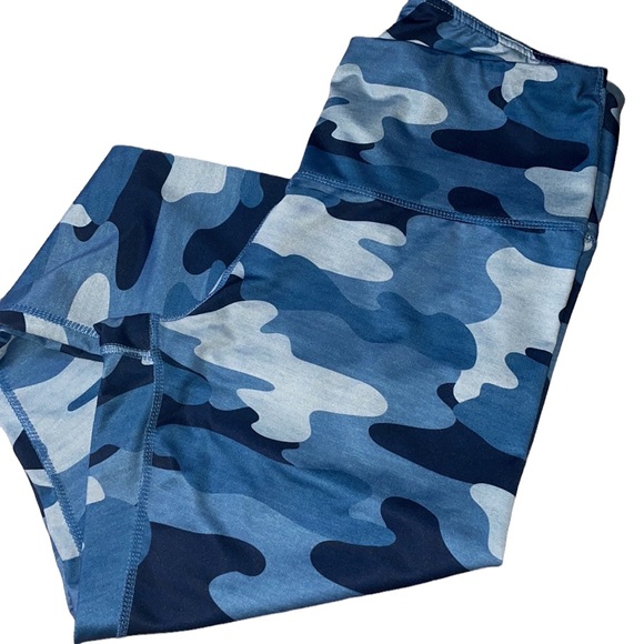 🦋Reebok Blue Camouflage Leggings, Size Large - Picture 3 of 12